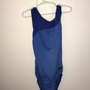 blue gk leo